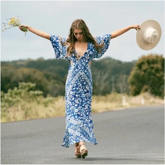 Spell Lolita Maxi Dress Cutout V-Neck High Silt Boho Bluebelle Floral Medium - Picture 9 of 12